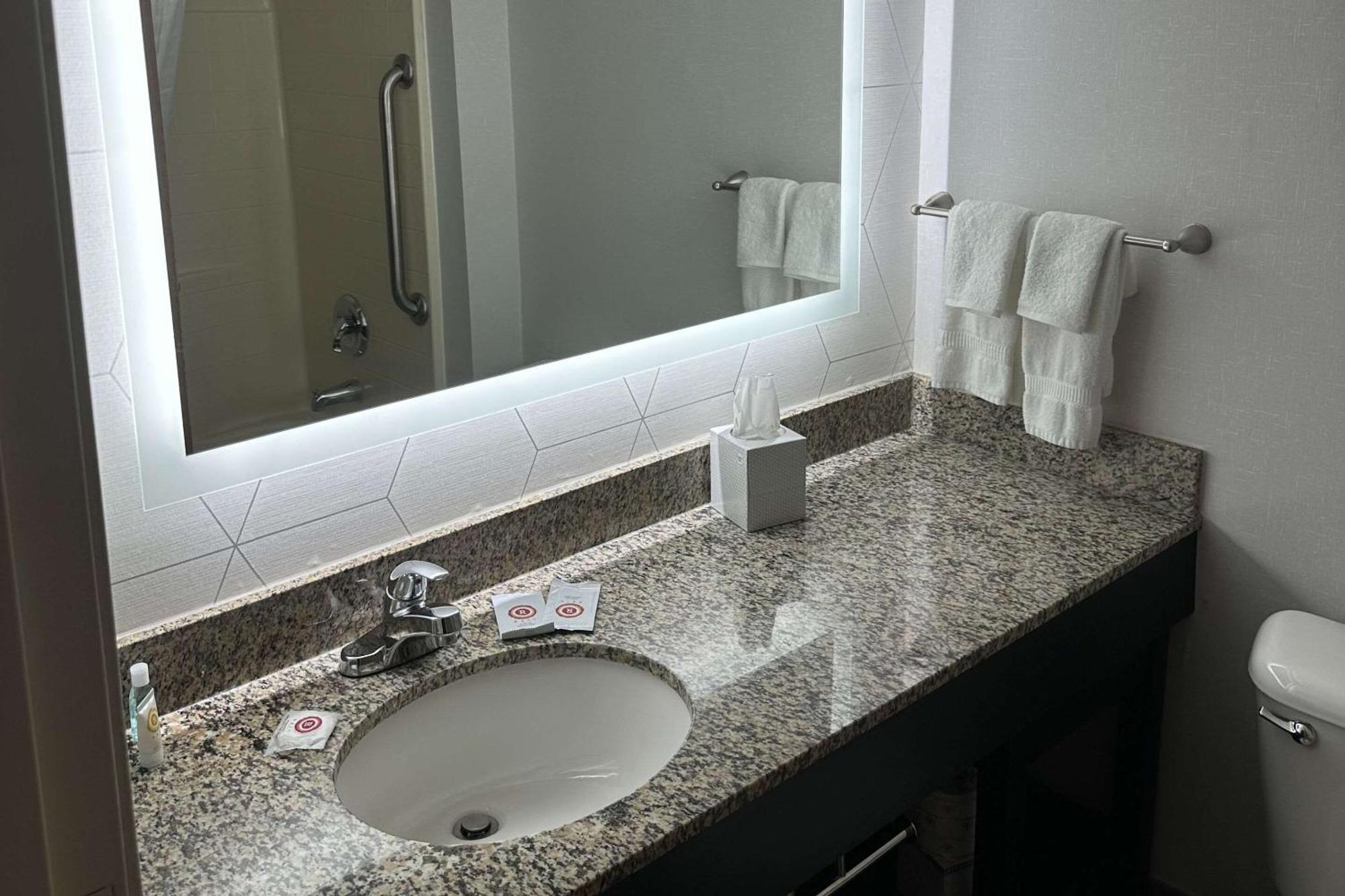 Comfort Suites Clackamas Exteriér fotografie